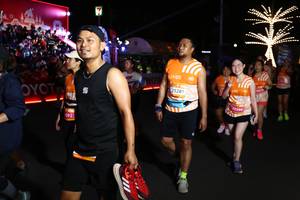 BIB: 1260, 25289, 28390
                            <button type="button" onclick="openModal(23061323)" class="btn btn-primary btn-sm float-right btn-popup" data-toggle="modal" data-target=".modal-high-quality">
                        <i class="fas fa-shopping-cart"></i> Add to Cart
                    </button>
                                            <button type="button" onclick="isThisMe(23061323, true)" class="btn btn-success btn-sm float-right btn-popup btn-isme hidden" data-toggle="tooltip" data-placement="bottom" title="นี่คือรูปของคุณใช่ไหม คลิกที่นี่เพื่อเอาเข้าอัลบั้ม">
                        <i class="fas fa-plus"></i> Add to album
                    </button>
                    <button type="button" onclick="isThisMe(23061323, false)" class="btn btn-warning btn-sm float-right btn-popup btn-isnotme hidden">
                        <i class="fas fa-ban"></i> Remove from album
                    </button>